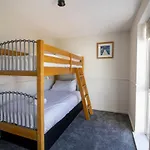 Laurels- 3-Beds, Parking, Short Walk To Beach